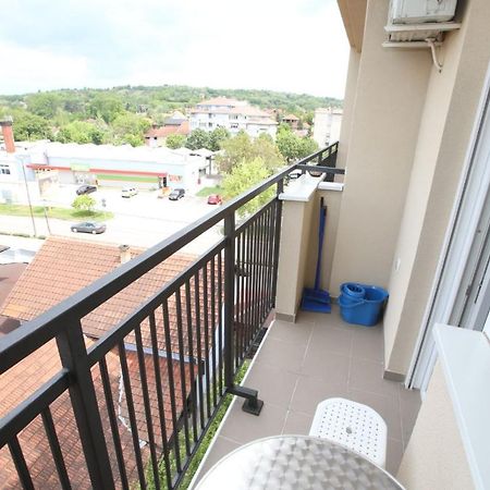 Fast Sleep & Go 3 Apartment Парачин Екстериор снимка